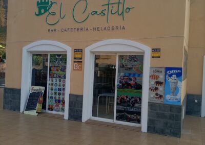 CAFETERÍA HELADERÍA EL CASTILLO.