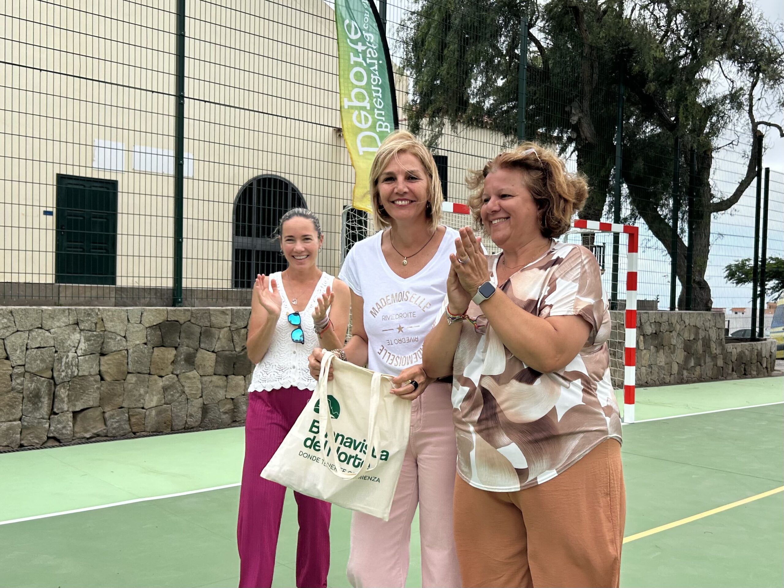 El polideportivo San Francisco de Buenavista del Norte reabre tras finalizar los trabajos de mejora El polideportivo San Francisco de Buenavista del Norte reabre tras finalizar los trabajos de mejora